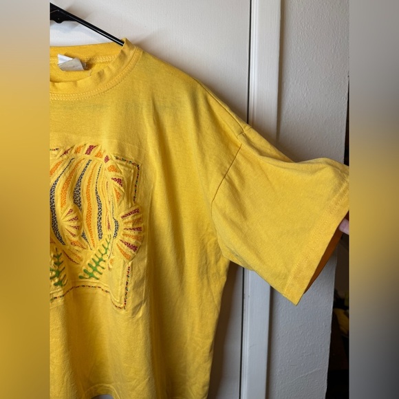 Bobbie Brooks Yellow Cotton Blend Boxy Fit Tropical Fish Sparkly T Shirt OS - Picture 7 of 13